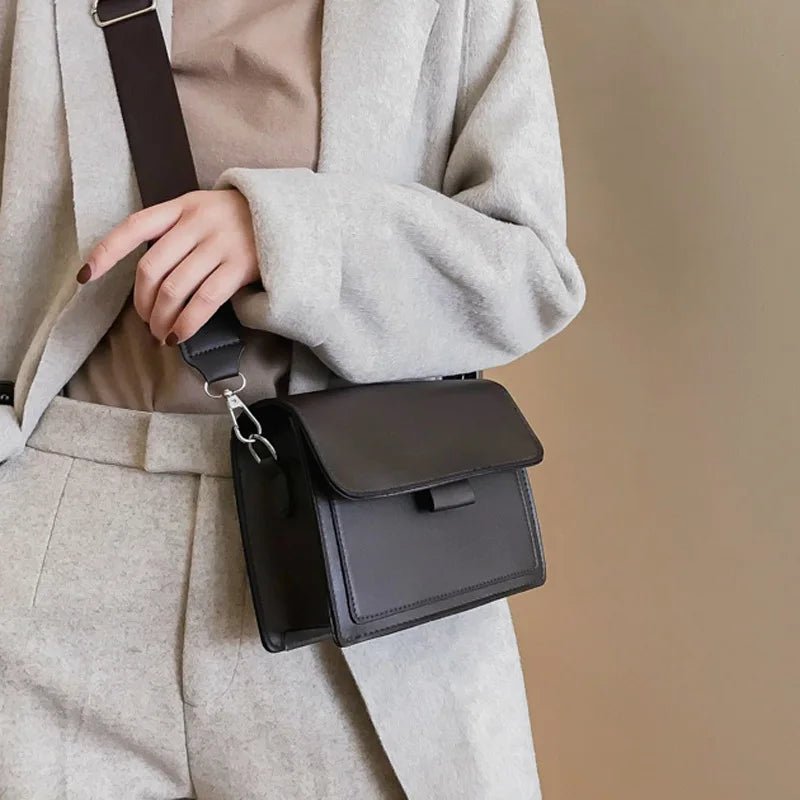Crossbody Messenger Bag - Retro style - Ferylis